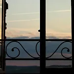 Madamenfrance Monclar-d'Agenais