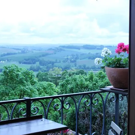 Madamenfrance Bed and Breakfast