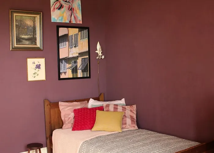 Madamenfrance Bed & Breakfast