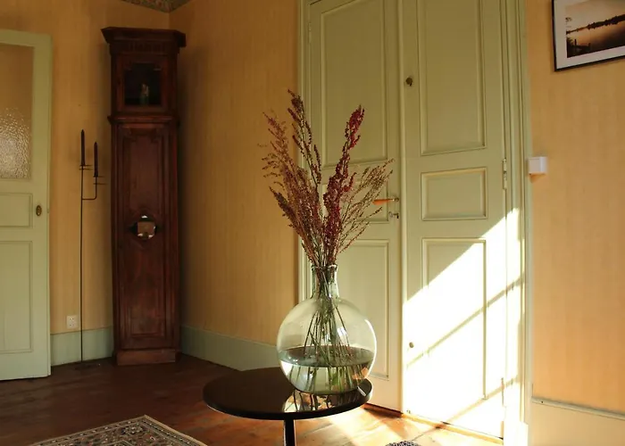 Madamenfrance Bed & Breakfast 3*