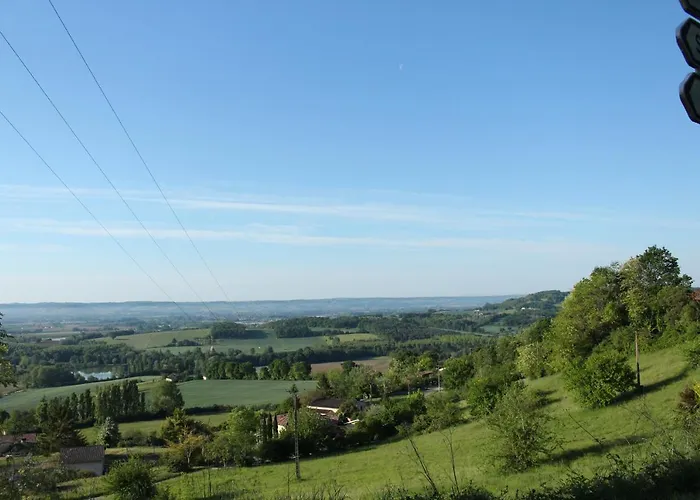 Madamenfrance Monclar-d'Agenais