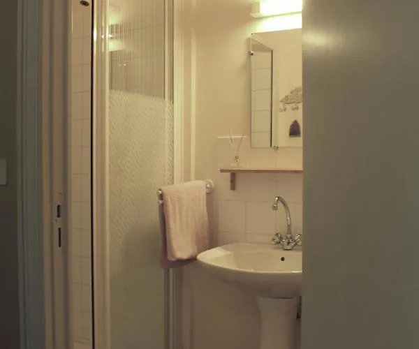 Madamenfrance Bed & Breakfast Monclar-d'Agenais